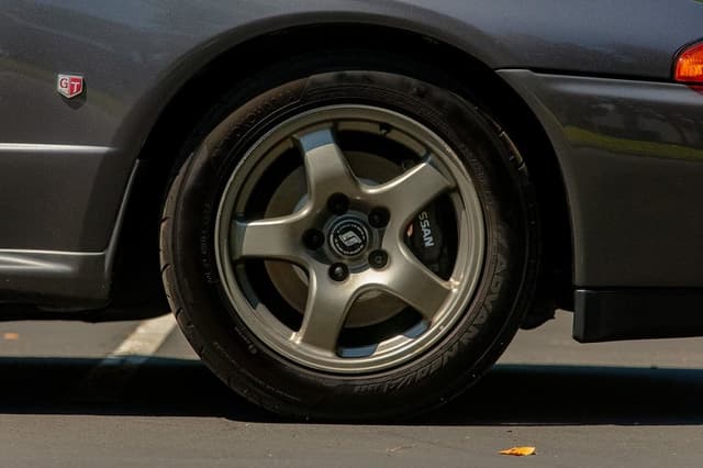 1991 Nissan Skyline JDM car for sale — photo 23 of 25