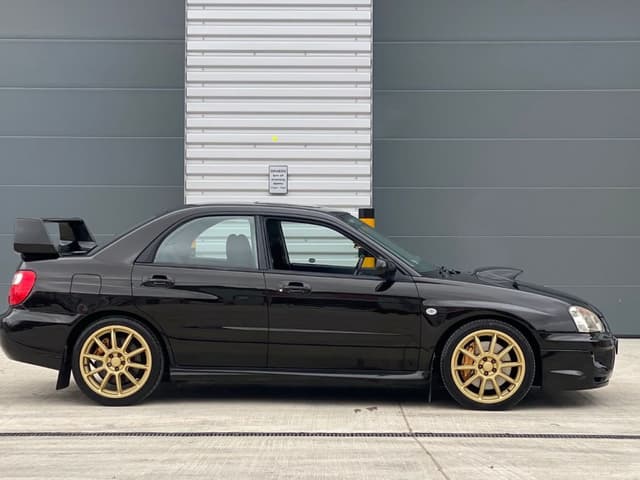 2004 Subaru Legacy JDM car for sale — photo 8 of 24