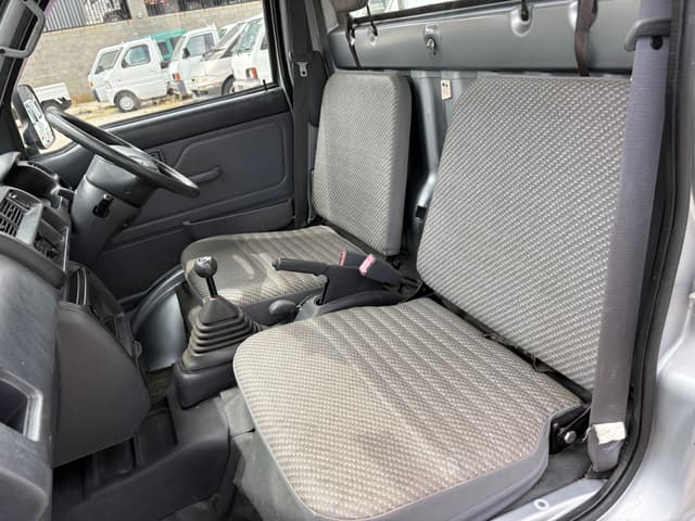 2000 Daihatsu Hijet JDM car for sale — photo 24 of 25