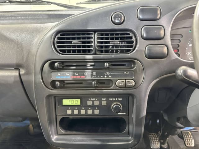 1996 Daihatsu Hijet JDM car for sale — photo 10 of 25