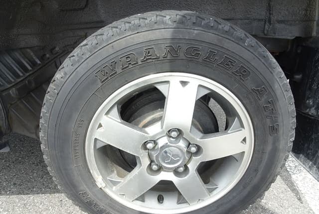 2005 Mitsubishi Pajero Mini JDM car for sale — photo 10 of 25