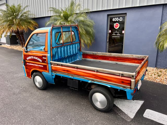 1997 Daihatsu Hijet JDM car for sale — photo 5 of 16