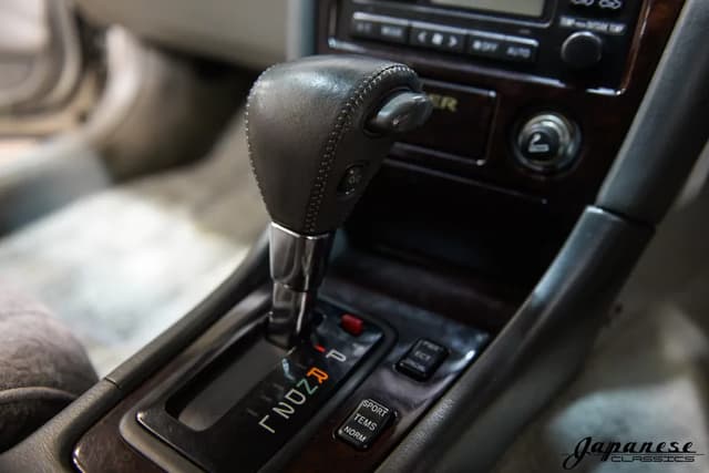 1996 Toyota Chaser JDM car for sale — photo 11 of 25