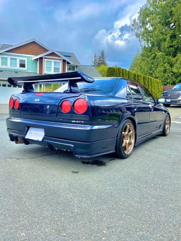 1998 Nissan Skyline JDM car for sale — photo 6 of 19