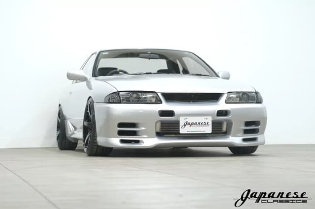 1993 Nissan Skyline JDM car for sale — photo 3 of 25