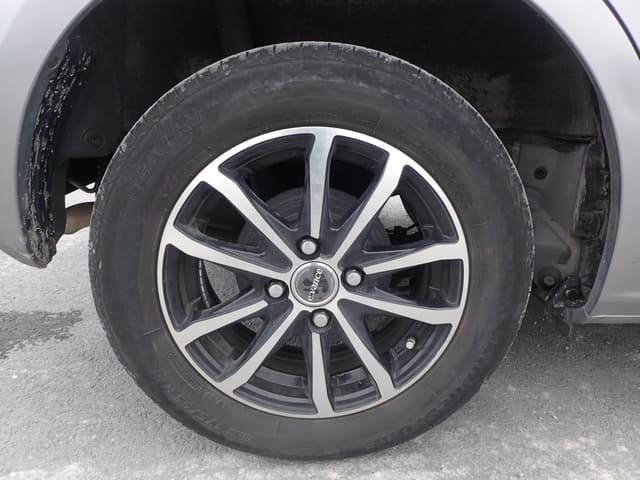 2009 Honda Fit JDM car for sale — photo 11 of 25