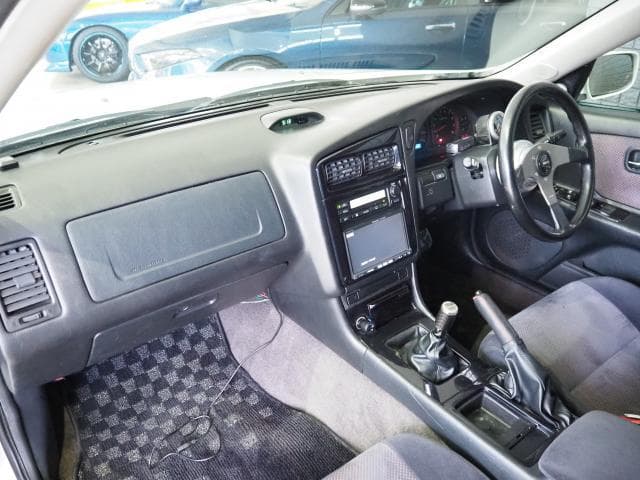 1998 Nissan Stagea JDM car for sale — photo 19 of 21