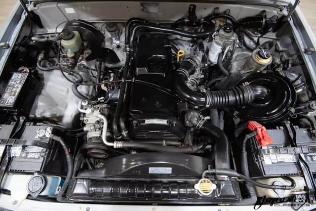 1990 Toyota Hilux JDM car for sale — photo 24 of 25