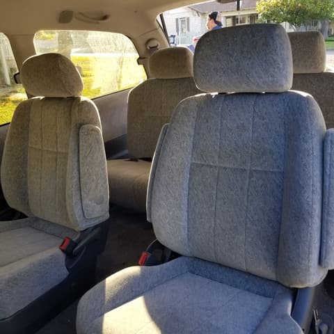 1997 Toyota Estima JDM car for sale — photo 2 of 8