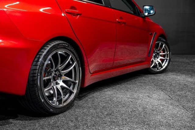 2007 Mitsubishi Lancer Evolution JDM car for sale — photo 13 of 18