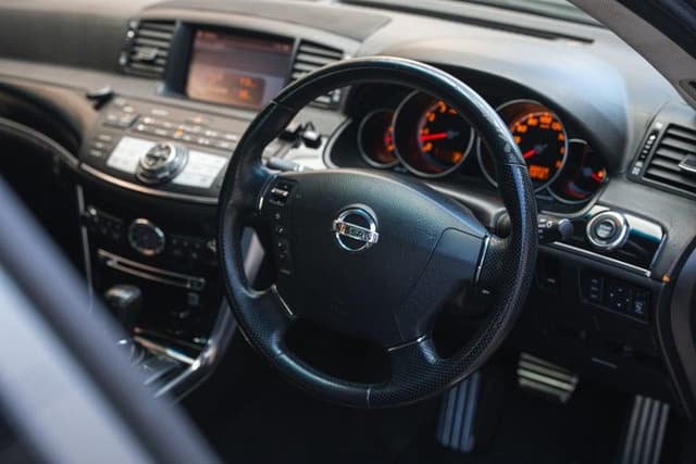 2005 Nissan Fuga JDM car for sale — photo 19 of 20