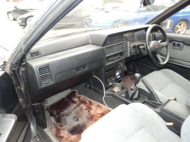 1987 Nissan Skyline JDM car for sale — photo 10 of 18