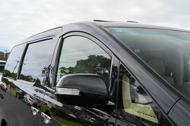 2012 Toyota Alphard JDM car for sale — photo 3 of 25