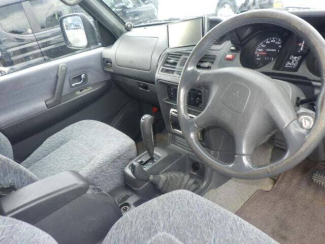 1997 Mitsubishi Pajero JDM car for sale — photo 3 of 8
