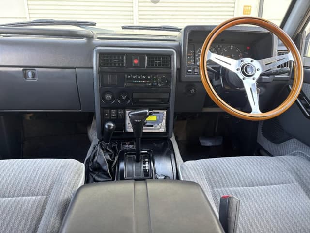 1995 Nissan Safari JDM car for sale — photo 11 of 11