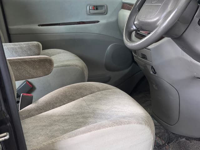 1998 Toyota HiAce JDM car for sale — photo 5 of 22