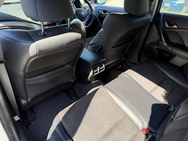 2009 Honda Accord JDM car for sale — photo 14 of 20