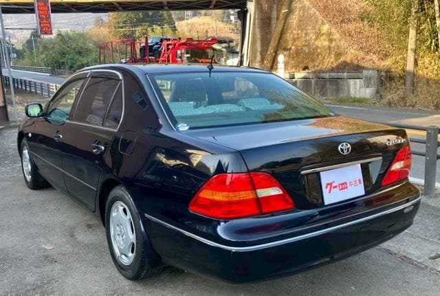 2002 Toyota Celsior JDM car for sale — photo 8 of 25