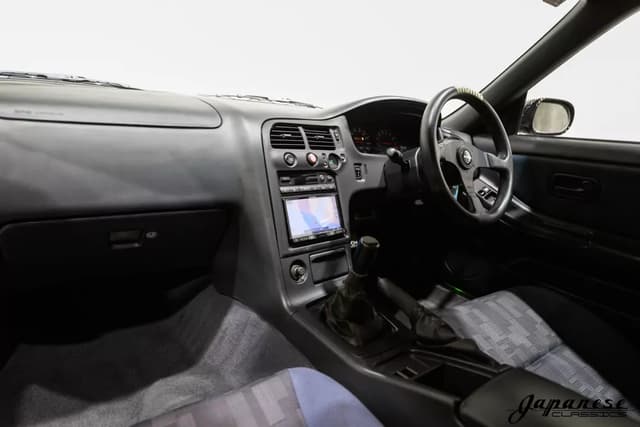 1998 Nissan Skyline JDM car for sale — photo 10 of 25
