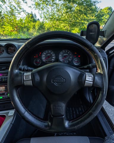 1998 Nissan Skyline JDM car for sale — photo 8 of 14