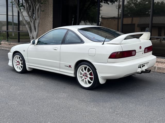 1996 Honda Integra JDM car for sale — photo 4 of 22