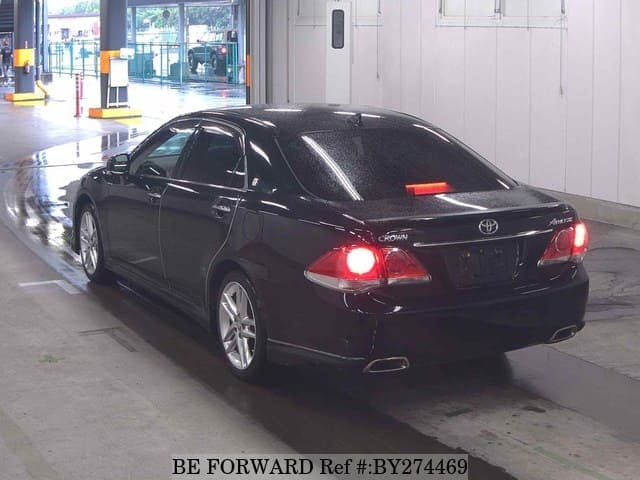 2010 Toyota Crown JDM car for sale — photo 6 of 6