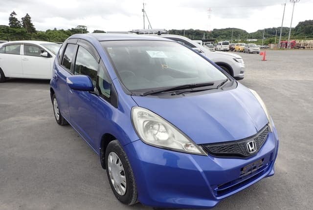 2011 Honda Fit JDM car for sale — photo 7 of 25