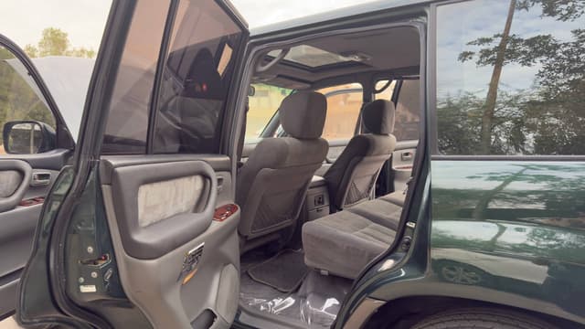 1998 Toyota Land Cruiser JDM car for sale — photo 13 of 25