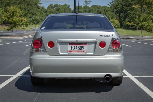 1999 Toyota Altezza JDM car for sale — photo 8 of 23
