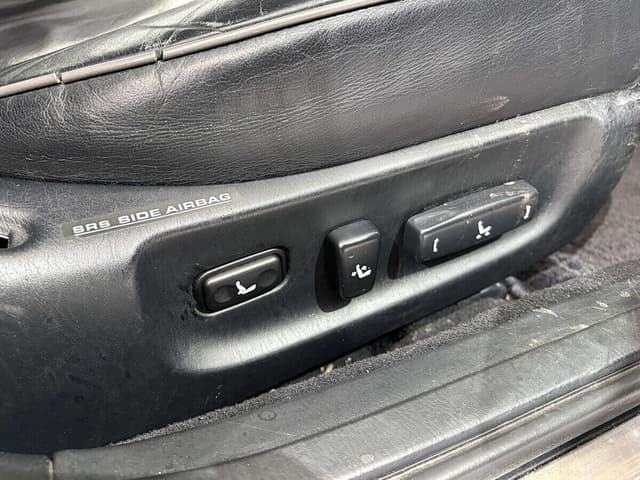 1999 Toyota Aristo JDM car for sale — photo 22 of 25