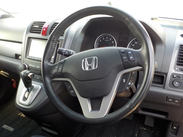 Honda CR-V JDM car for sale — photo 15 of 17