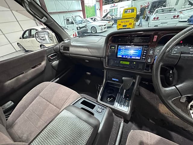 1999 Toyota HiAce JDM car for sale — photo 13 of 25