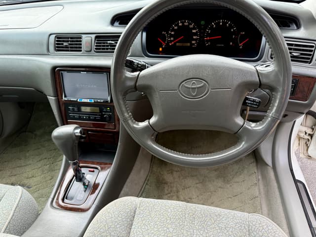 1998 Toyota Mark II JDM car for sale — photo 13 of 19