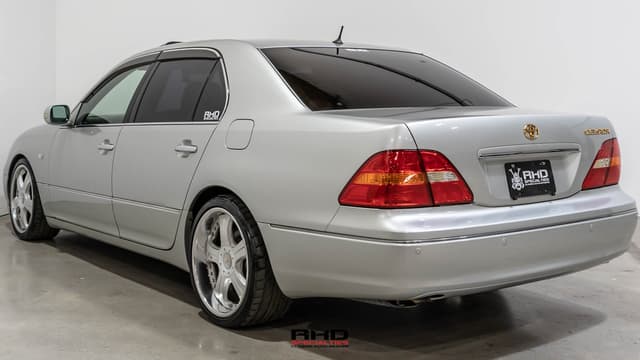 2001 Toyota Celsior JDM car for sale — photo 5 of 25