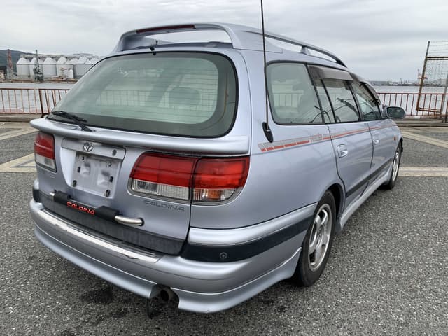 1997 Toyota Caldina JDM car for sale — photo 4 of 10