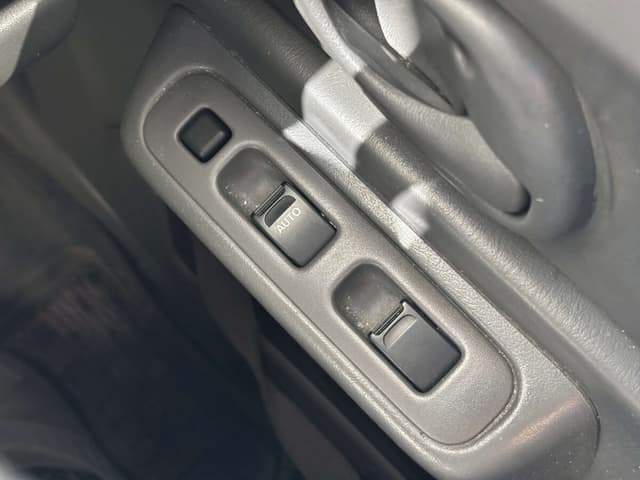 2001 Suzuki Jimny JDM car for sale — photo 18 of 25