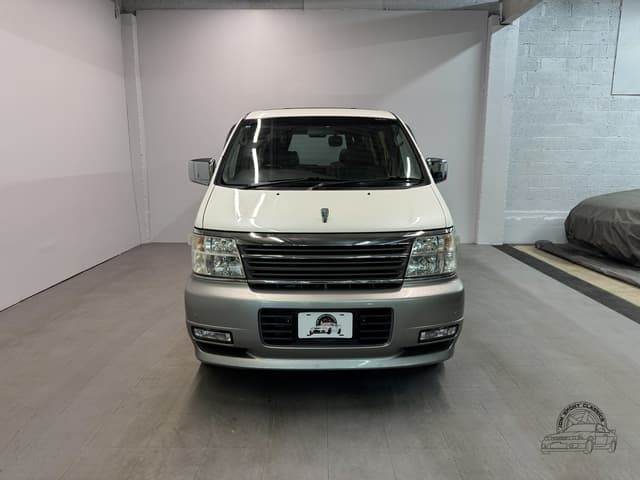 2001 Nissan Elgrand JDM car for sale — photo 5 of 25