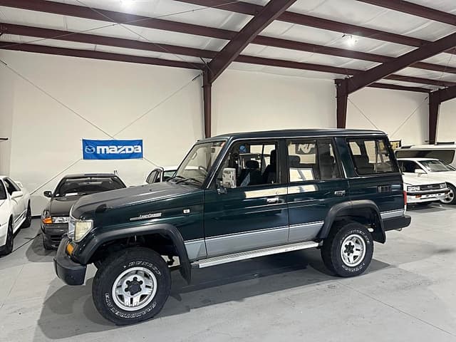 1994 Toyota Land Cruiser JDM car for sale — photo 3 of 10