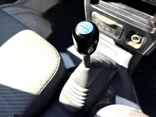 1999 Daihatsu Hijet JDM car for sale — photo 12 of 23