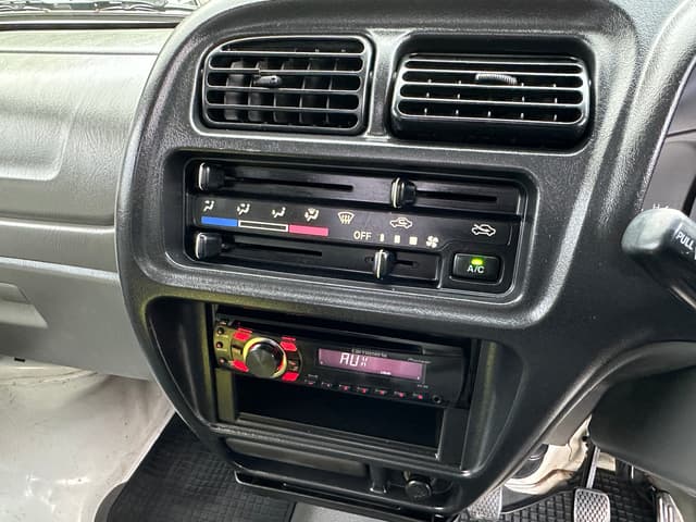 2001 Suzuki Carry JDM car for sale — photo 13 of 15