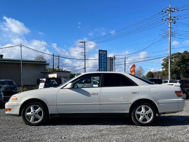 1998 Toyota Mark II JDM car for sale — photo 6 of 25