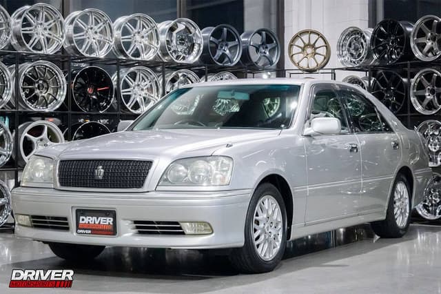 2000 Toyota Crown JDM car for sale — photo 6 of 10