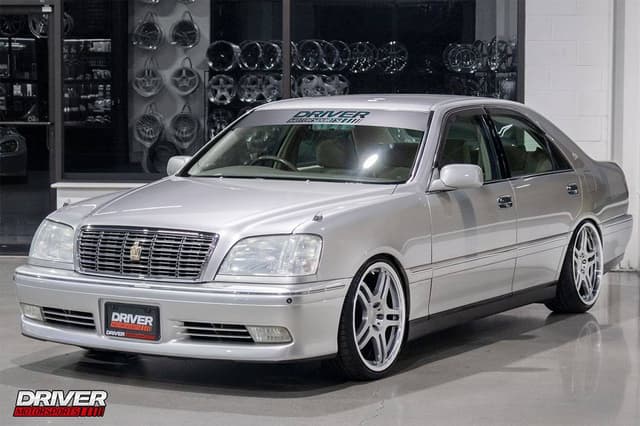 2000 Toyota Crown JDM car for sale — photo 6 of 10