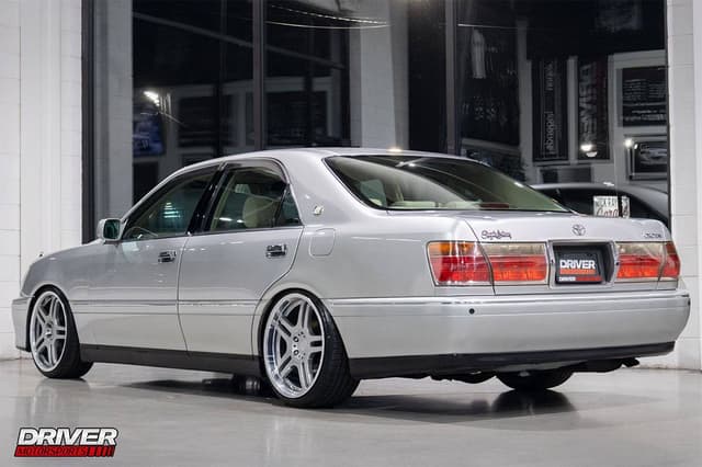 2000 Toyota Crown JDM car for sale — photo 8 of 10
