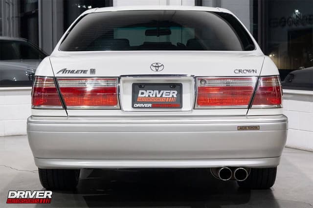 1999 Toyota Crown JDM car for sale — photo 9 of 10