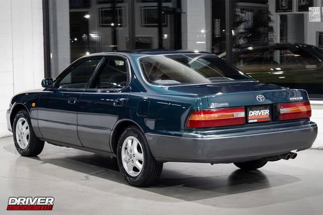 1995 Toyota Windom JDM car for sale — photo 2 of 10