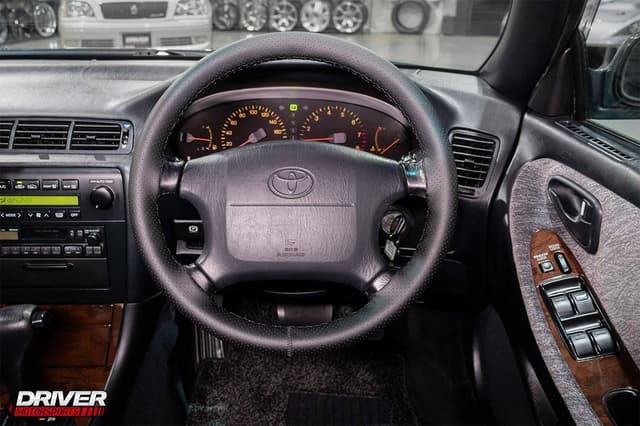 1995 Toyota Windom JDM car for sale — photo 3 of 10