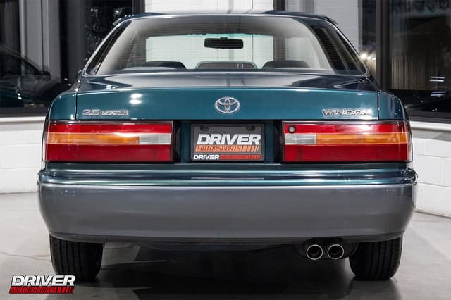 1995 Toyota Windom JDM car for sale — photo 9 of 10