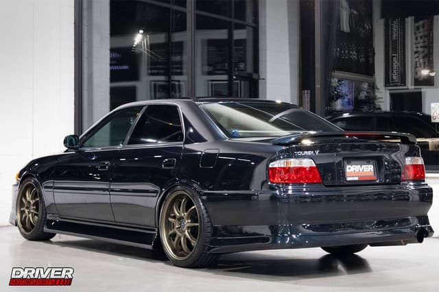 1997 Toyota Chaser JDM car for sale — photo 2 of 10