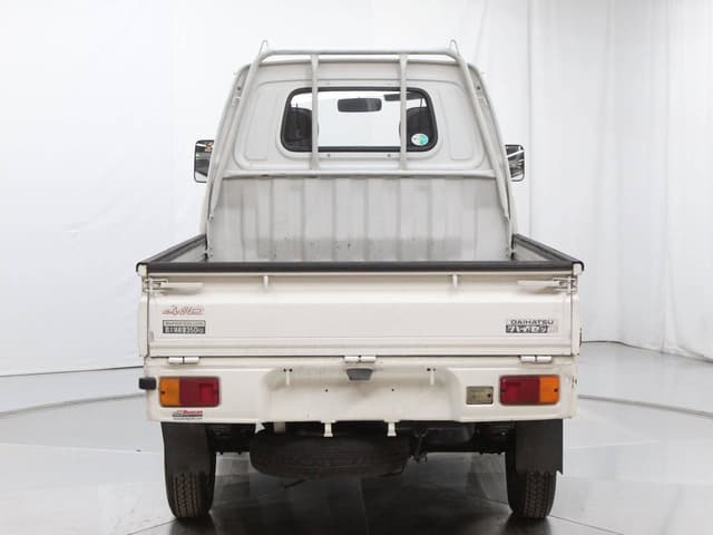 1993 Daihatsu Hijet JDM car for sale — photo 4 of 10